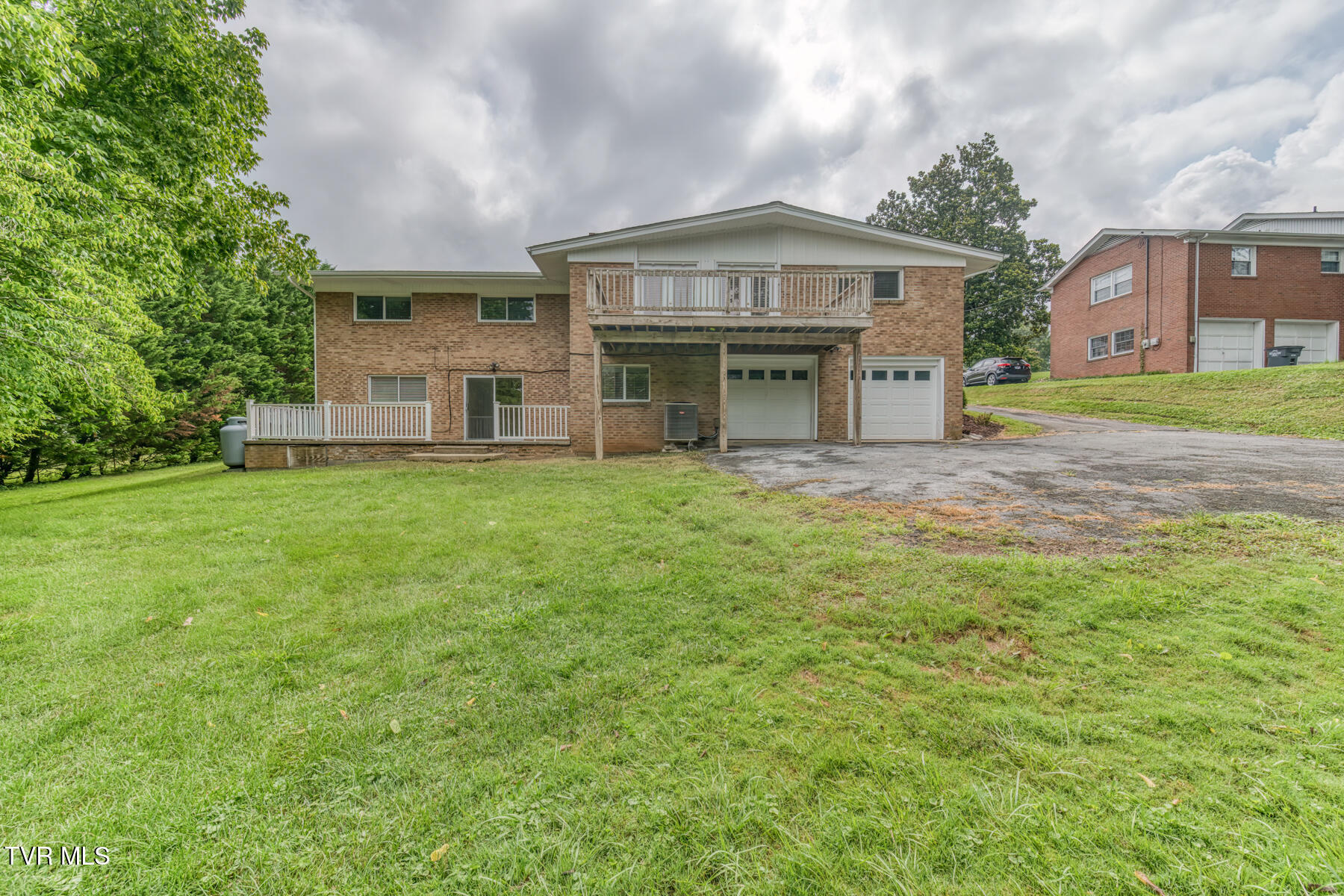 Property Photo:  2233 Pendragon Road  TN 37660 
