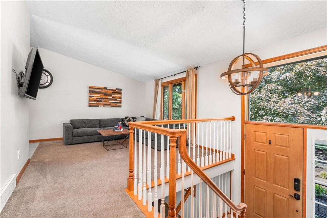 Property Photo: 201 Pinkerton Rd PA 15090