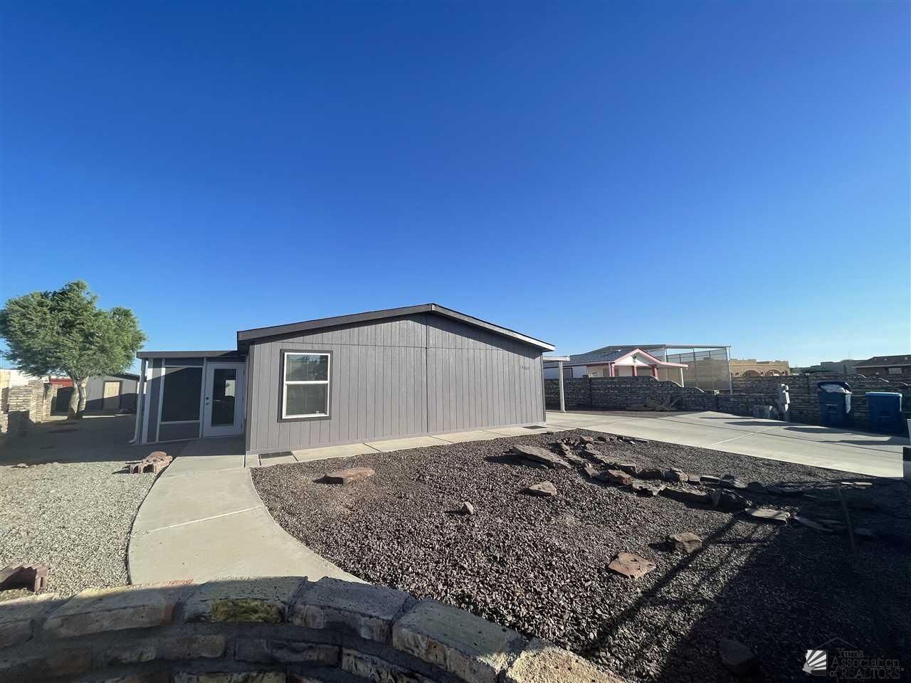 Property Photo: 14369 E 50 St AZ 85367