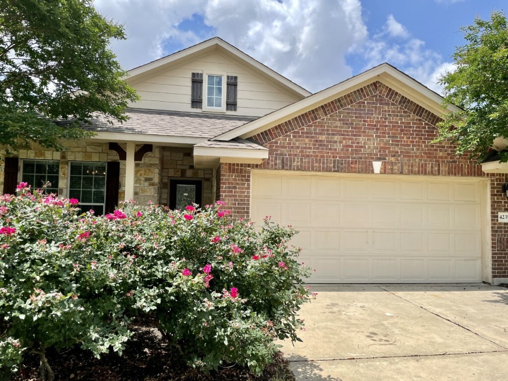 Property Photo: 4235 Fairmeadow Drive TX 78665