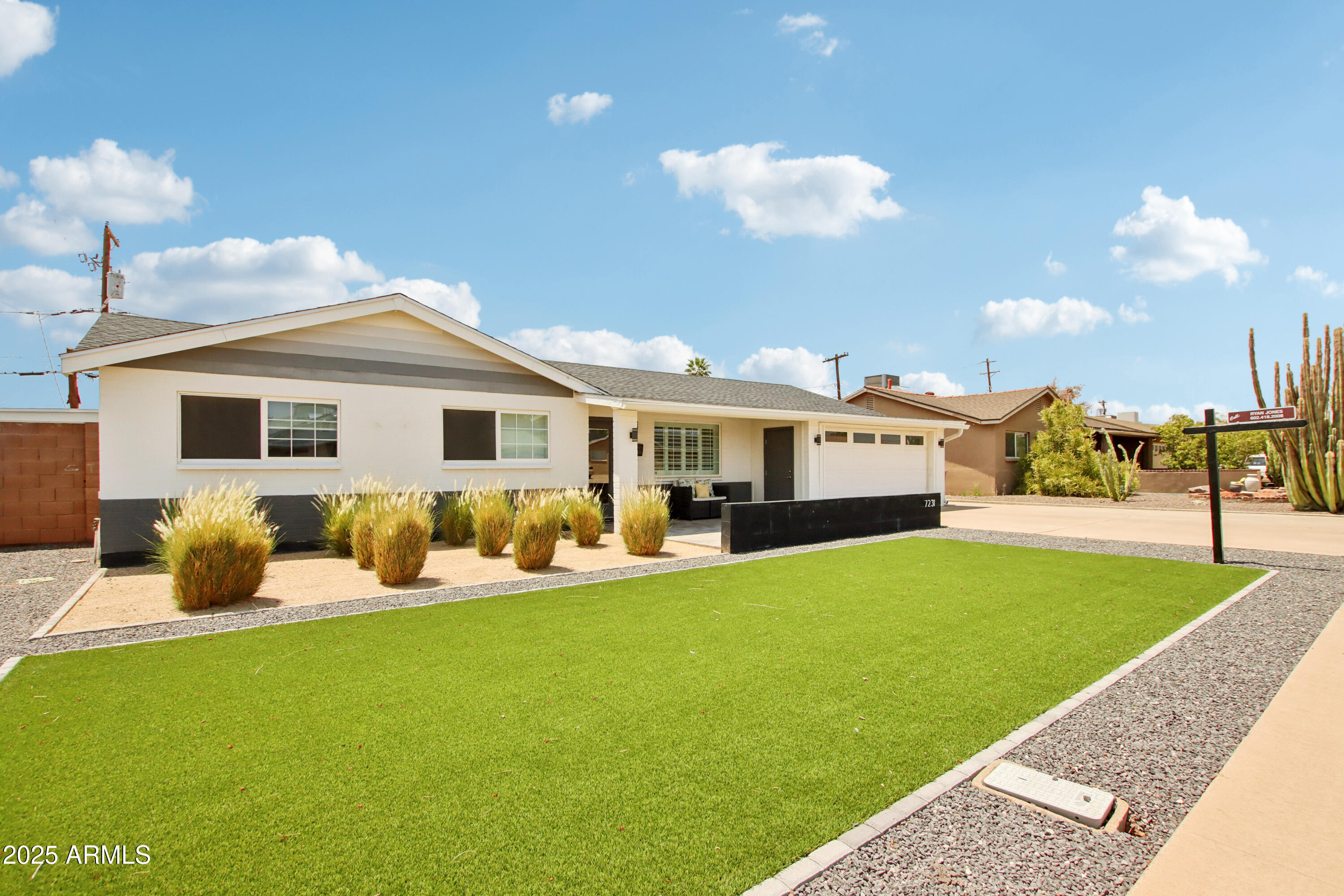 Property Photo: 7231 E Latham Street AZ 85257