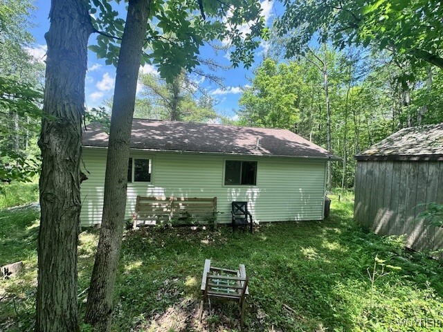 Property Photo:  8546 Seneca Way  NY 14717 