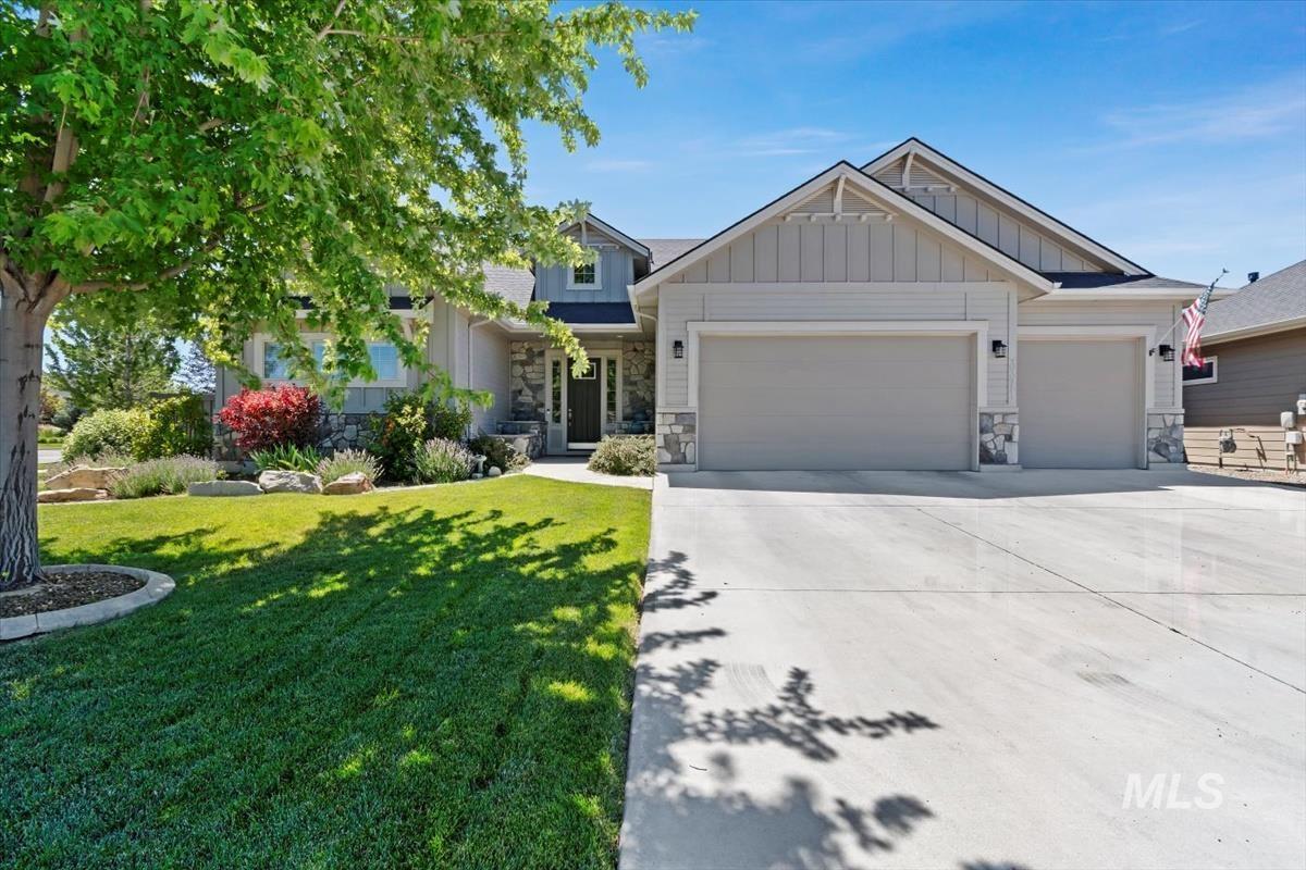 Property Photo: 3371 E La Grange St ID 83642
