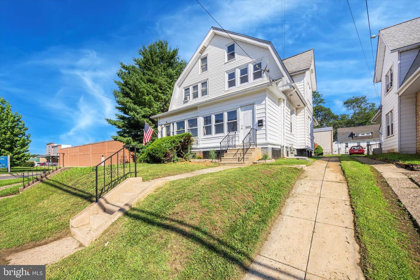 1121 Macdade Boulevard  Darby PA 19023 photo