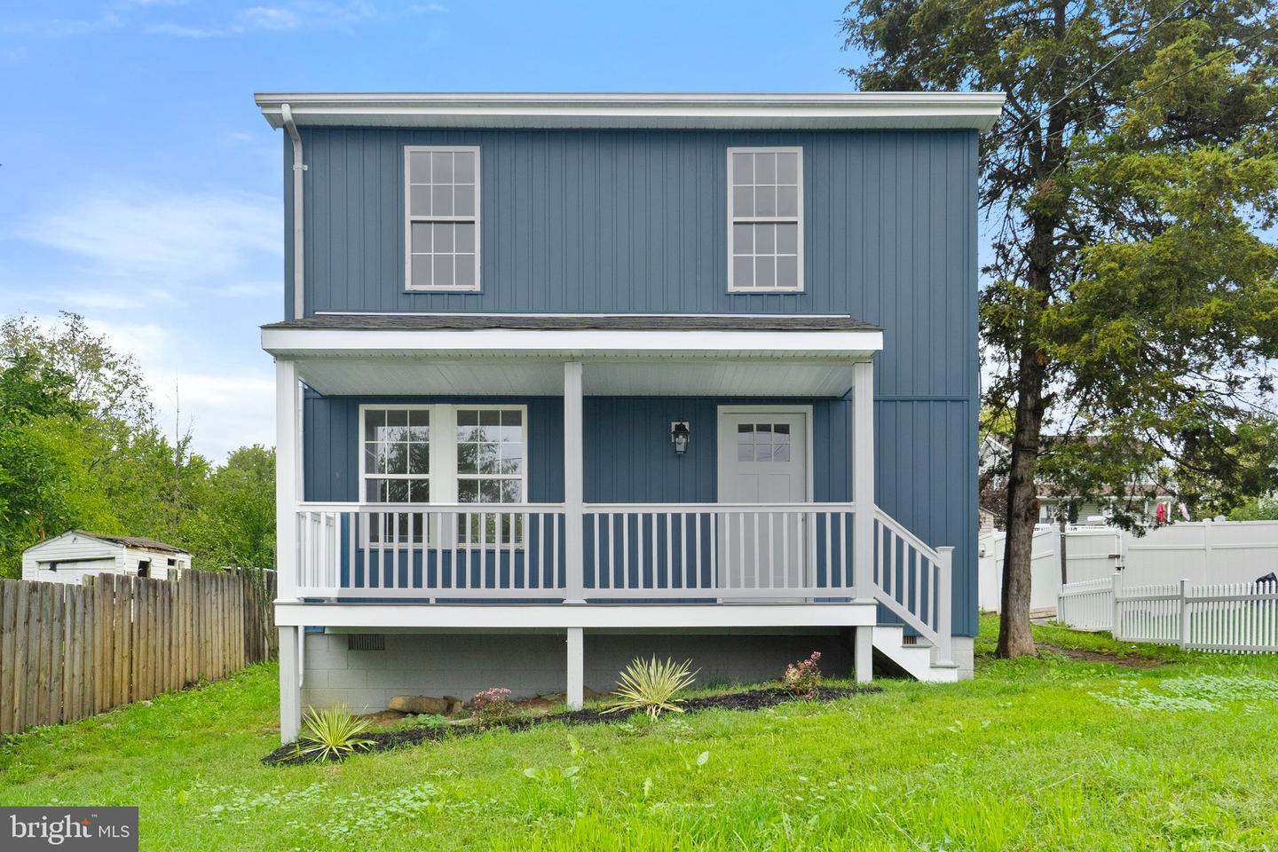 Property Photo: 558 Branch Street VA 22657