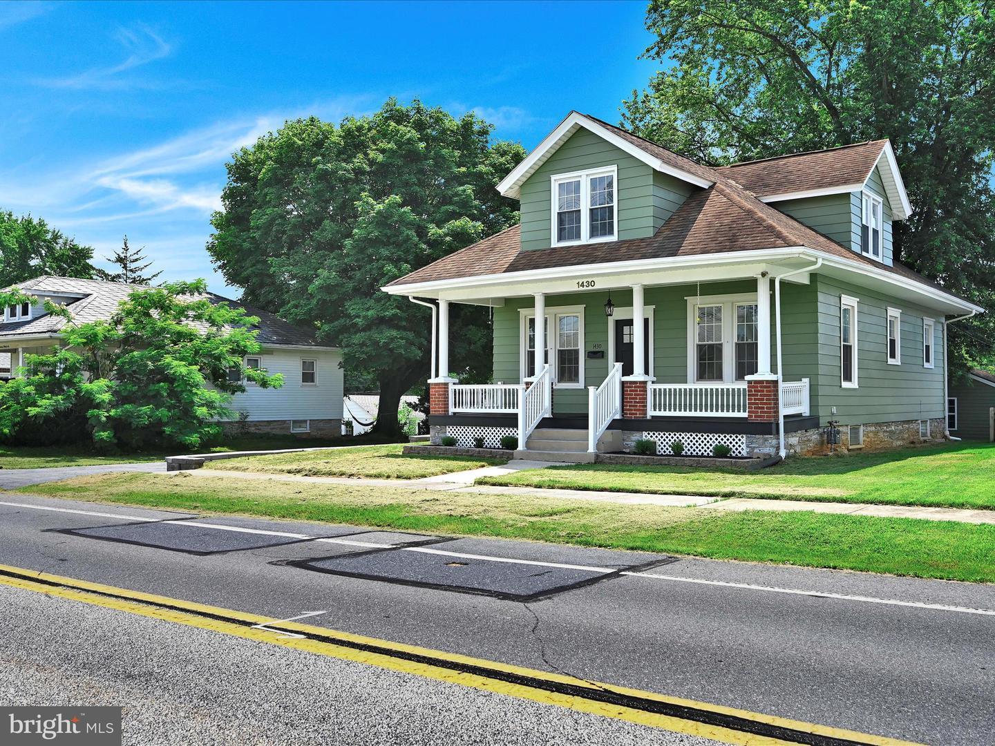 Property Photo: 1430 E Derry Road PA 17033