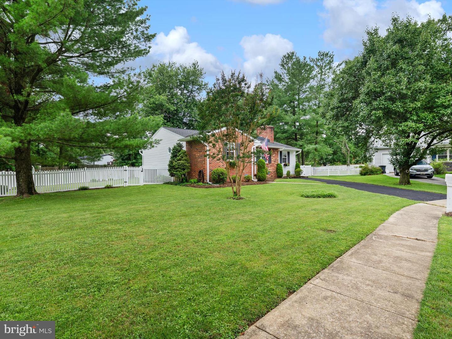 Property Photo: 22 Turk Garth MD 21228