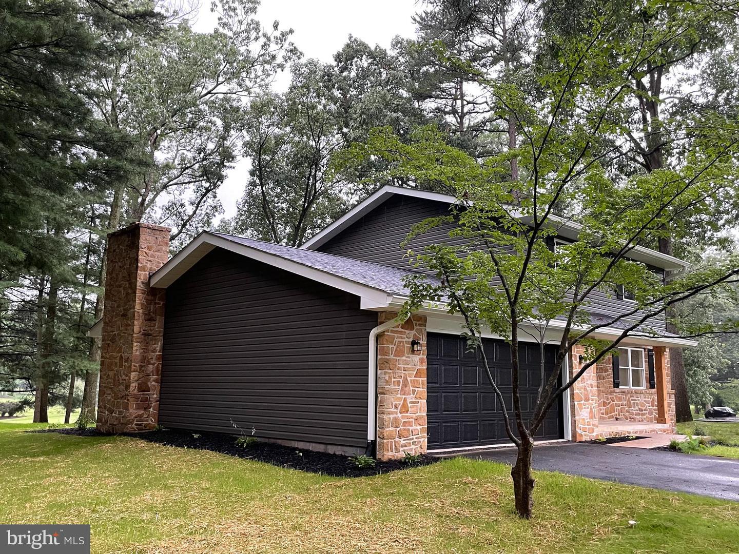 Property Photo: 6580 Fairway Drive West PA 17222