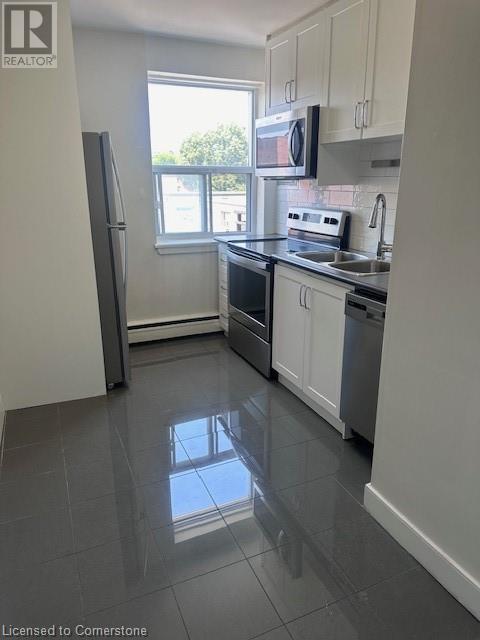 Property Photo: 2 Grant Boulevard 19 ON L9H 4N9