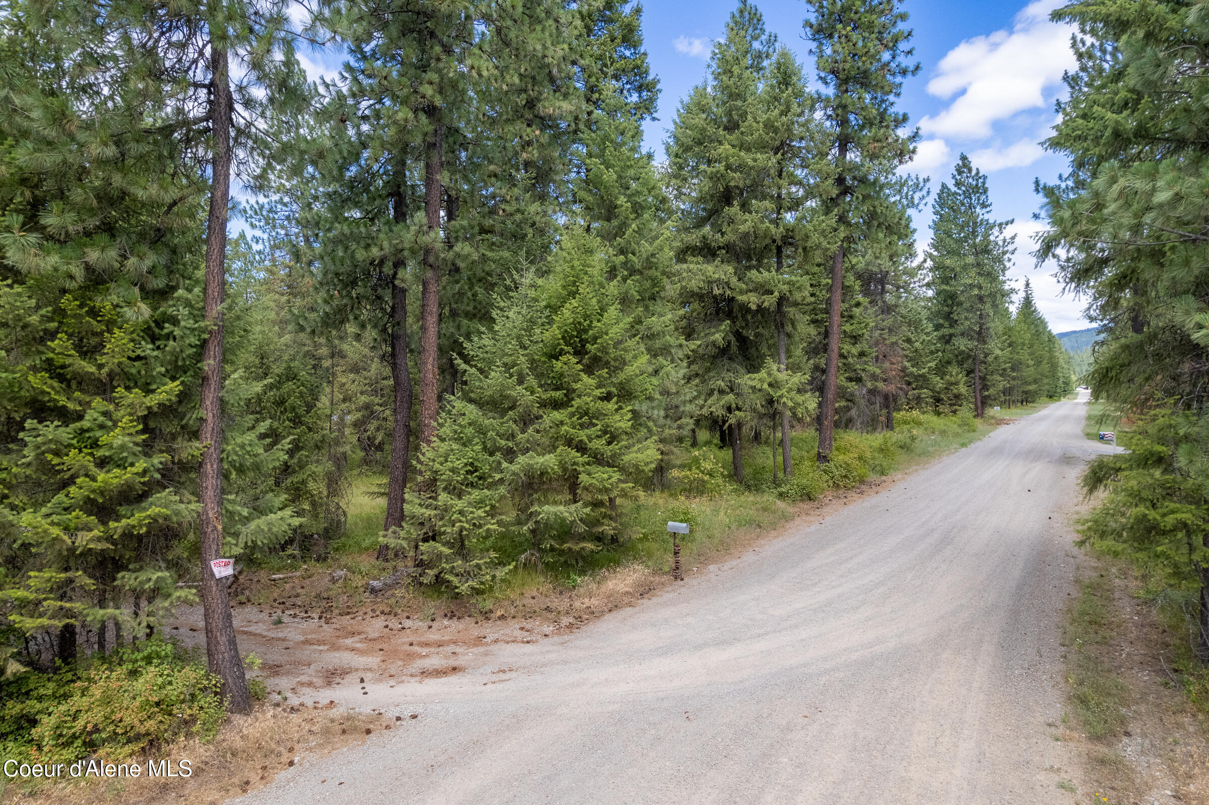 Property Photo:  512 Everett Huff Rd  ID 83822 