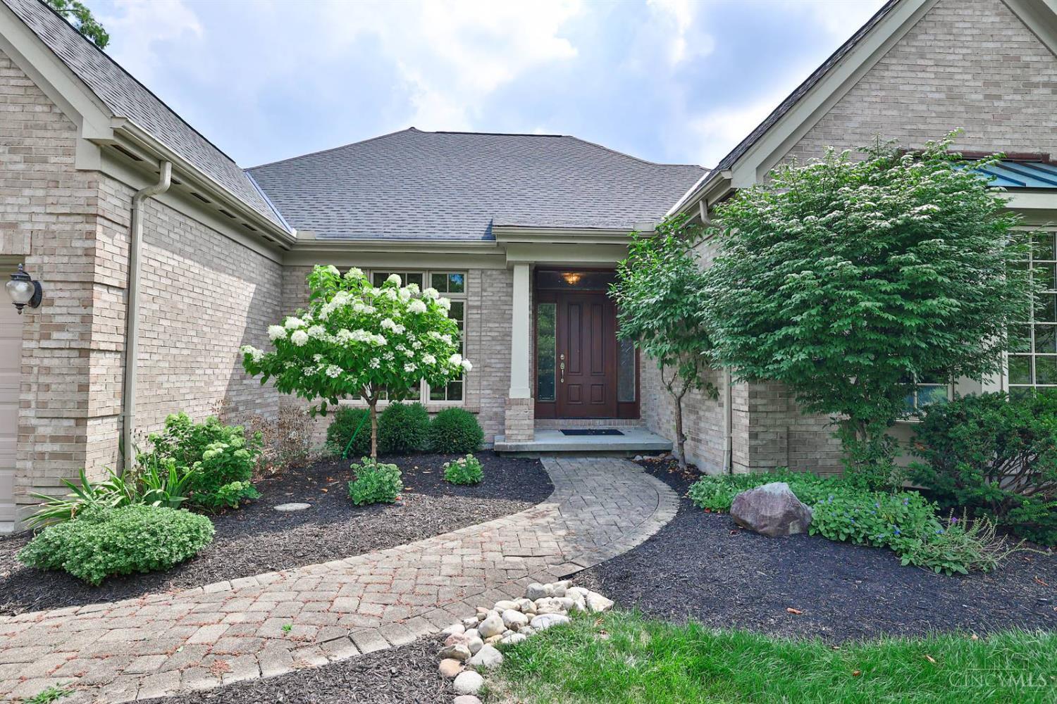 Property Photo: 3 Thomas Court OH 45246