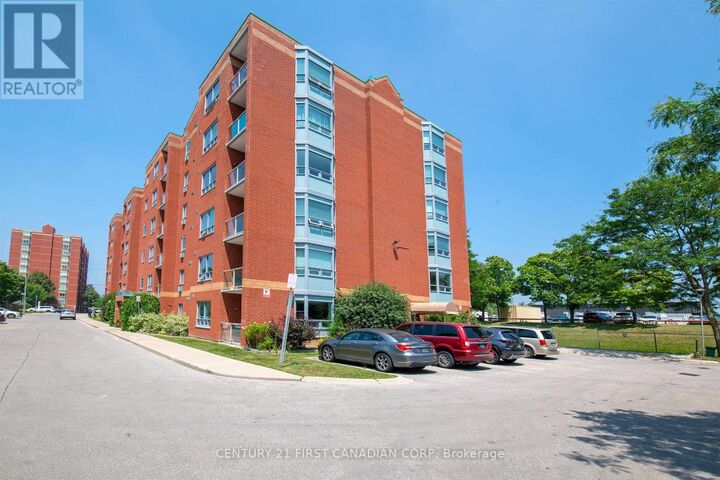 Photo de la propriété:  77 Baseline Road 405  ON N6J 1V5