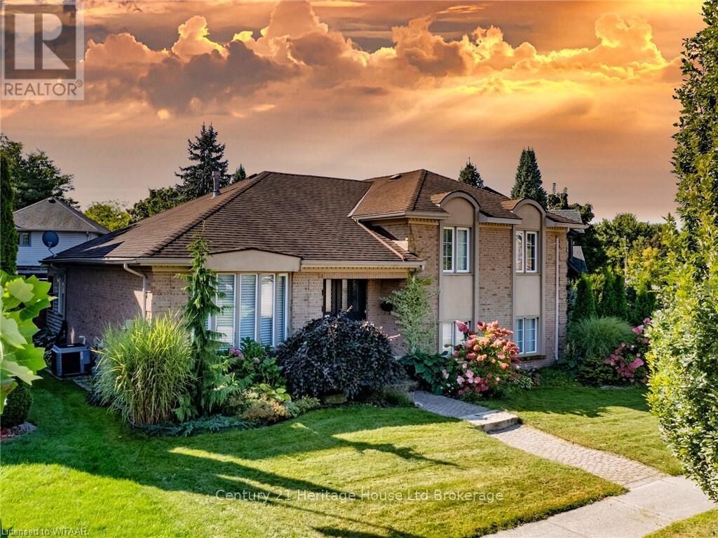 Photo de la propriété: 10 Blackfoot Place ON N4T 1E2