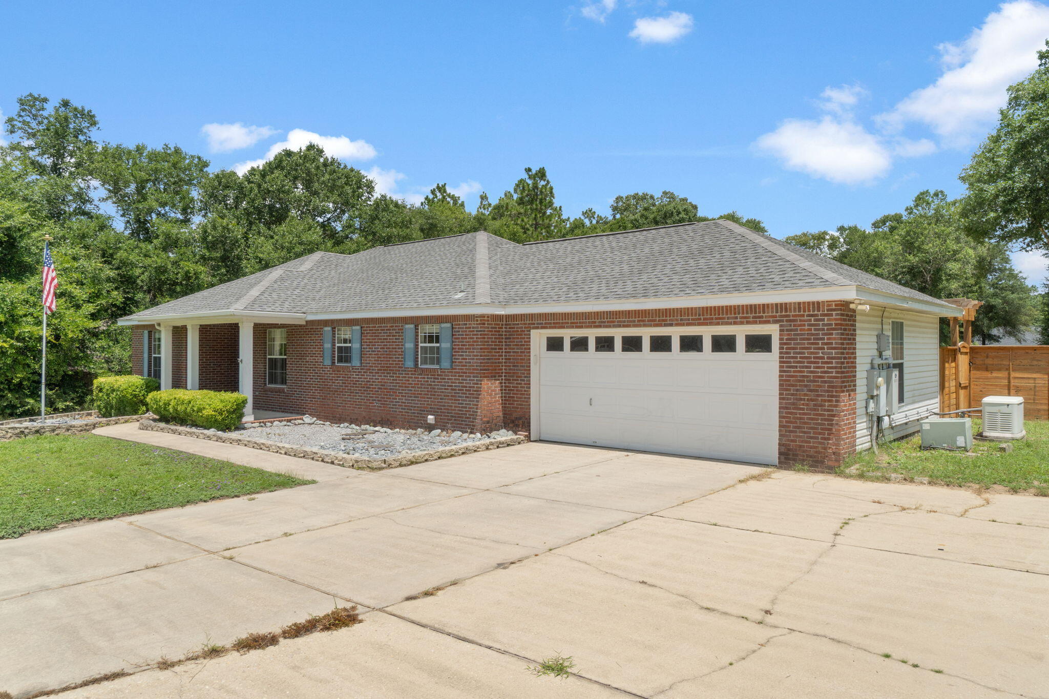 Property Photo: 5127 Blue Springs Cove FL 32531