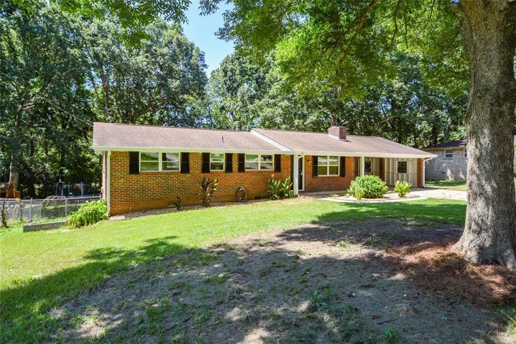 Property Photo:  5875 N Bear Drive  GA 30135 