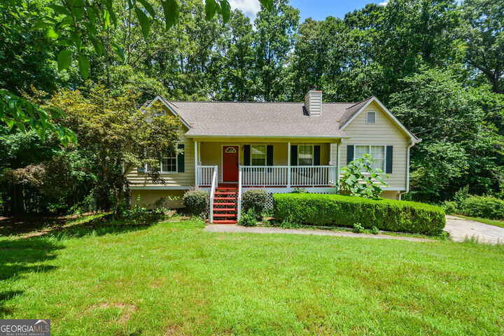 Property Photo: 256 Thornbrooke Drive GA 30141