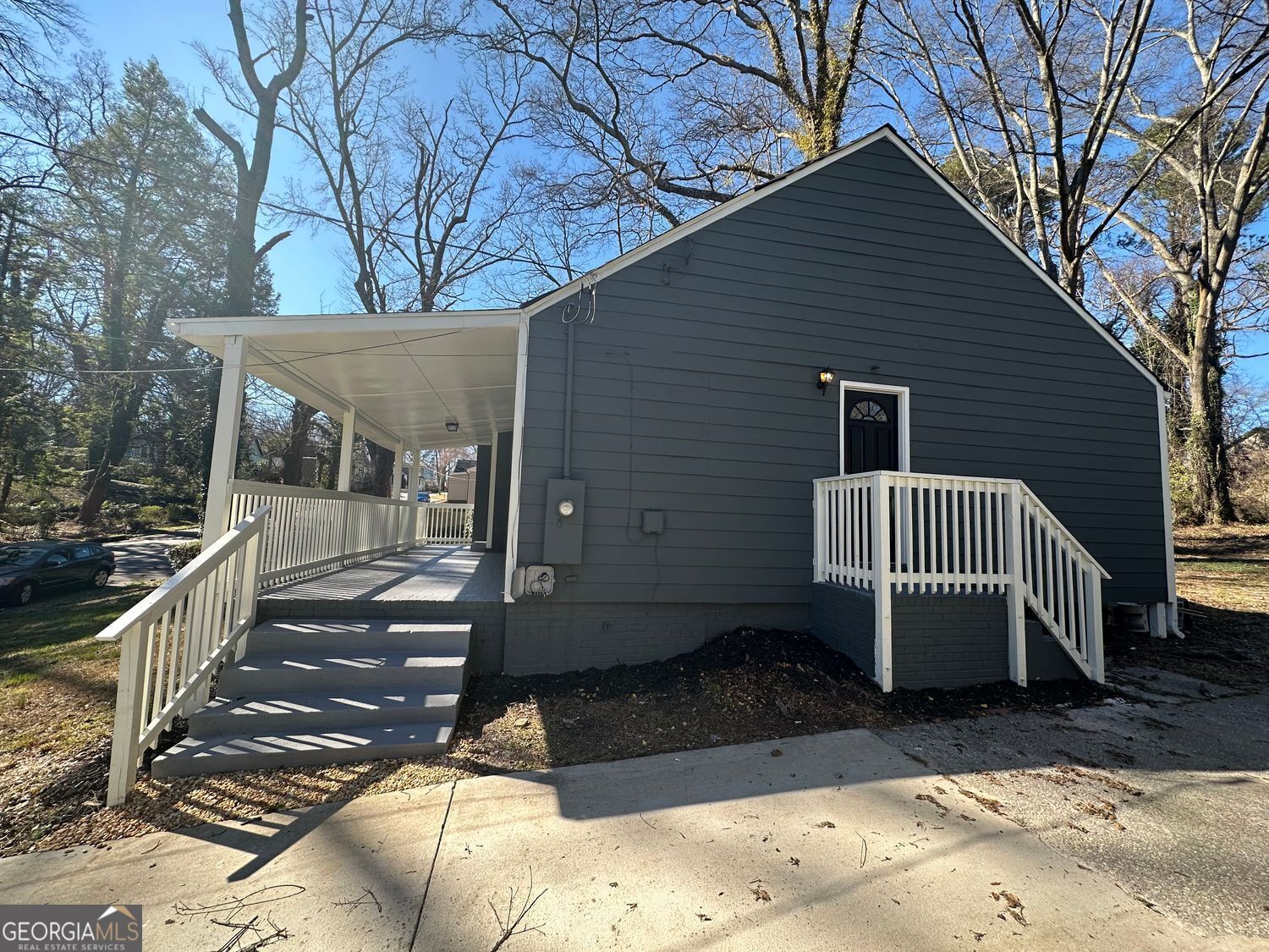 Property Photo: 1457 Richland Road Southwest Road SW GA 30310