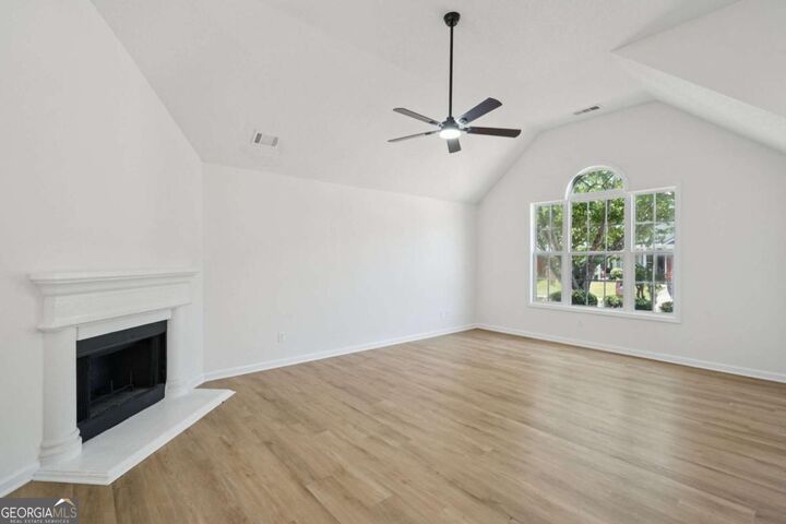 Property Photo: 2733 Newtons Crest Circle GA 30078