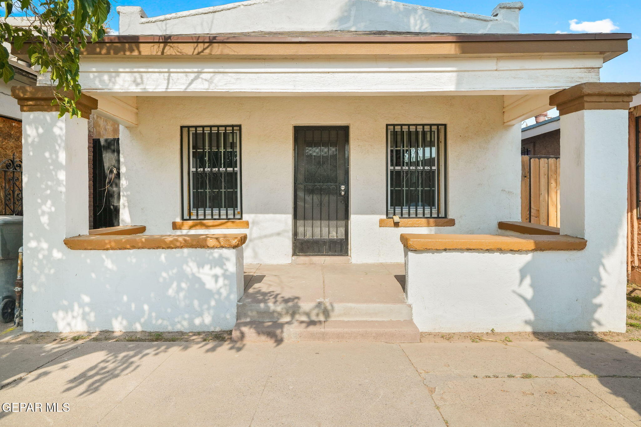 Property Photo: 120 S Raynor Street TX 79905