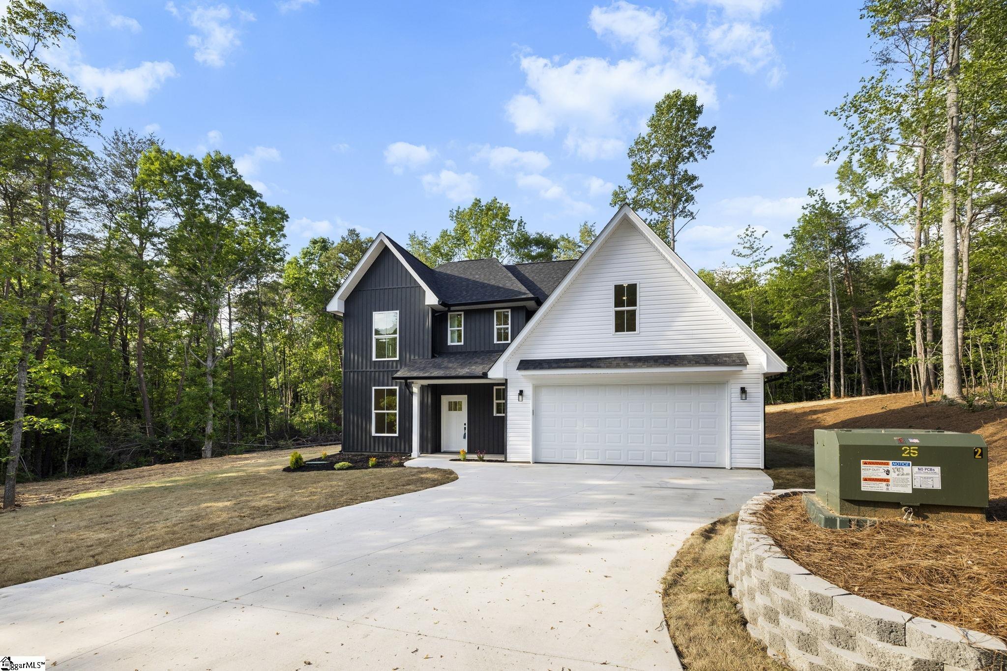 Property Photo: 64 Mush Creek Hill Road SC 29690