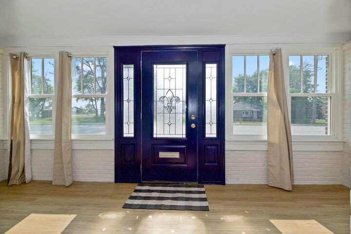 Property Photo:  2019 Calumet Avenue  IN 46394 