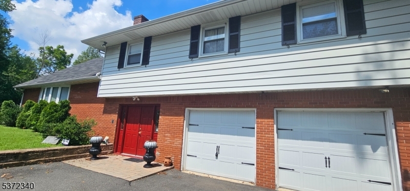 Property Photo: 472 Summit Rd NJ 07092