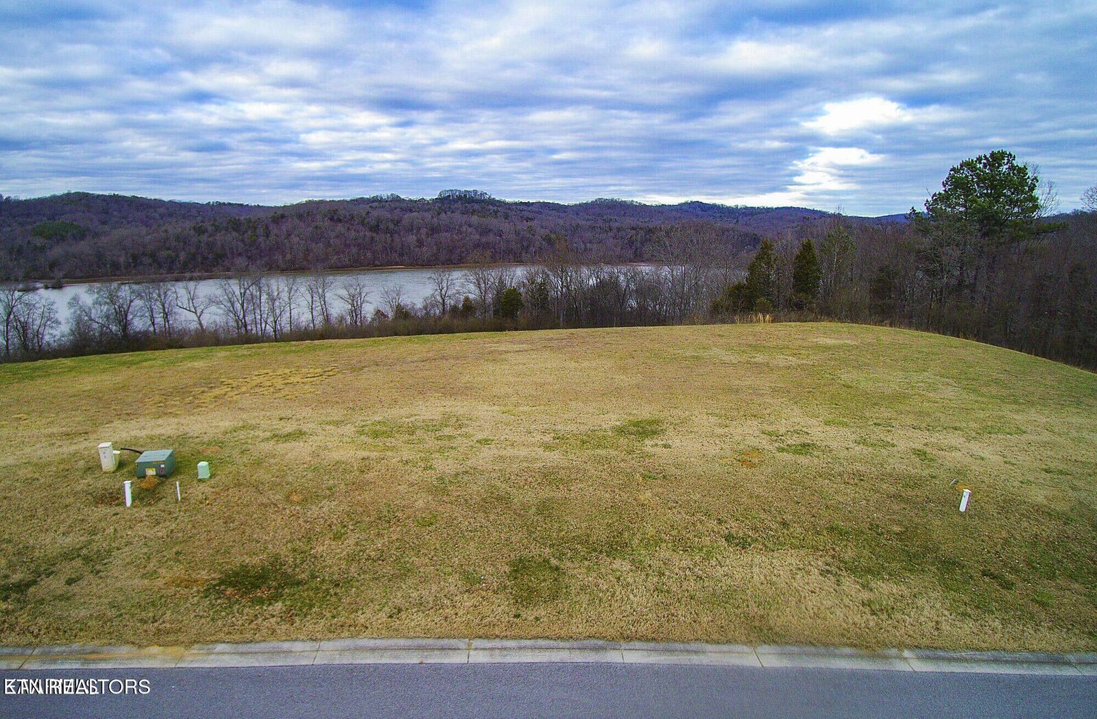 Property Photo:  2619 Persimmon Ridge  TN 37774 