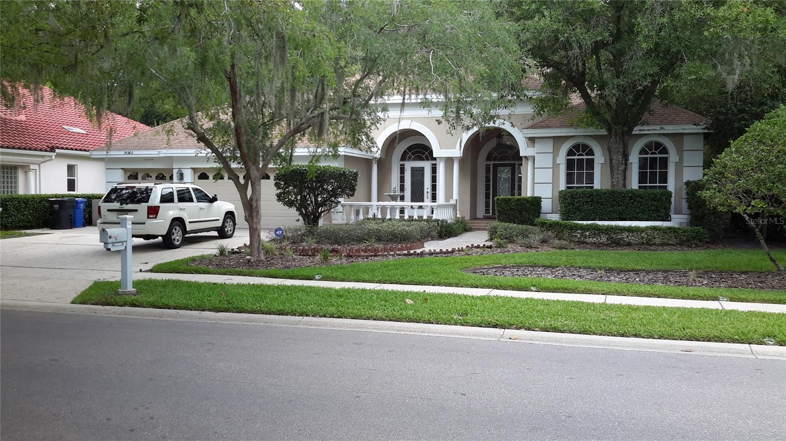 Property Photo:  15926 Dawson Ridge Drive  FL 33647 