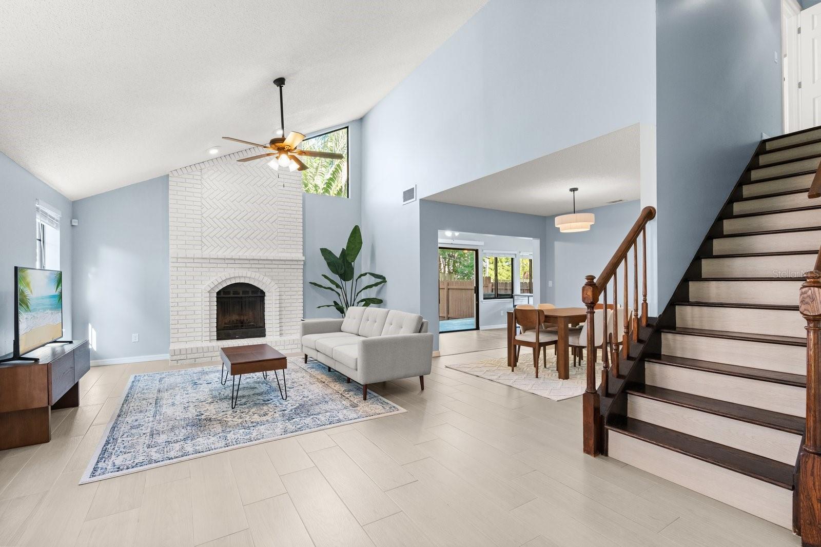 Property Photo: 3500 Chatsworth Lane FL 32812