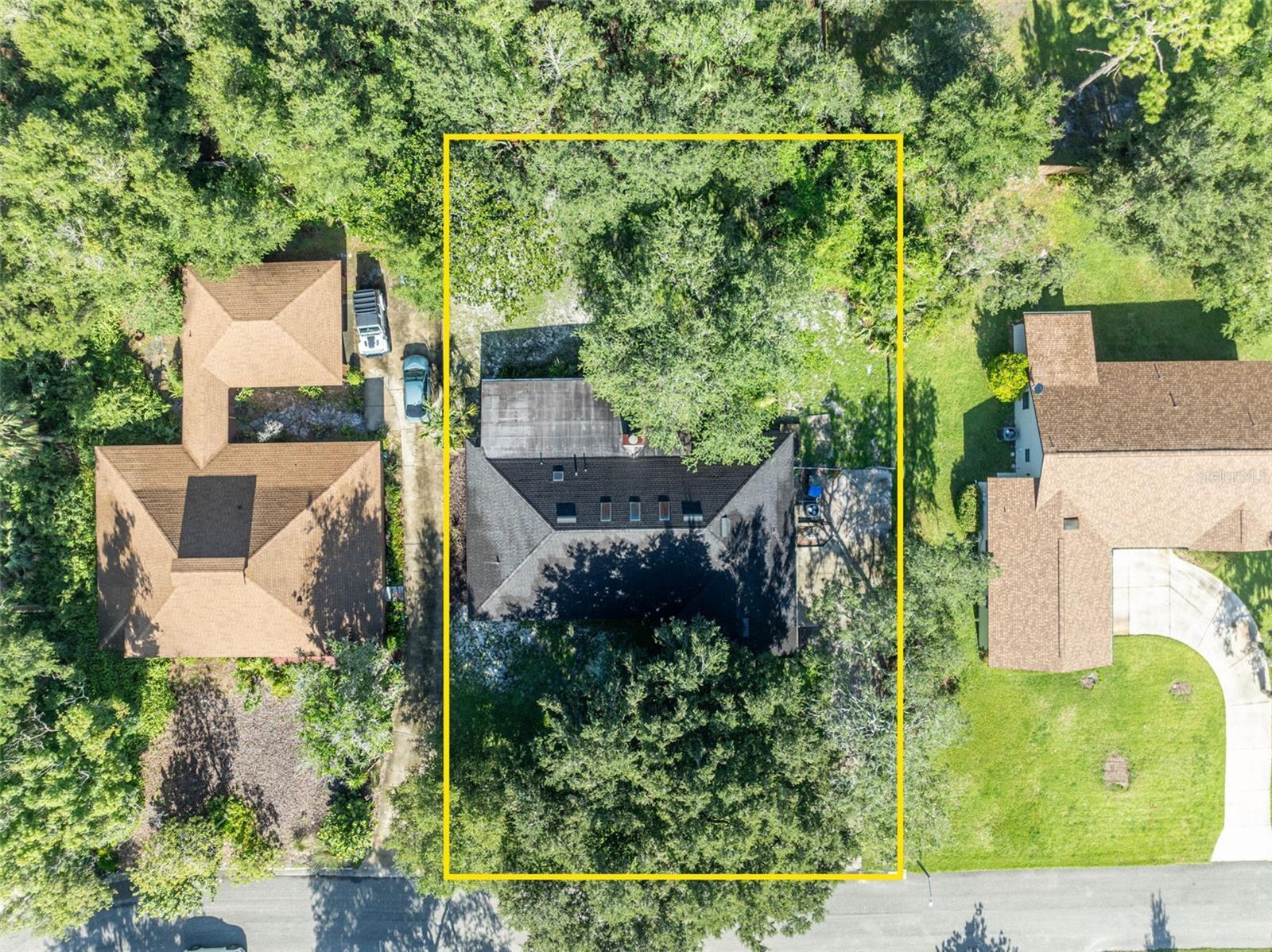 Property Photo: 581 Terrace Drive FL 32765