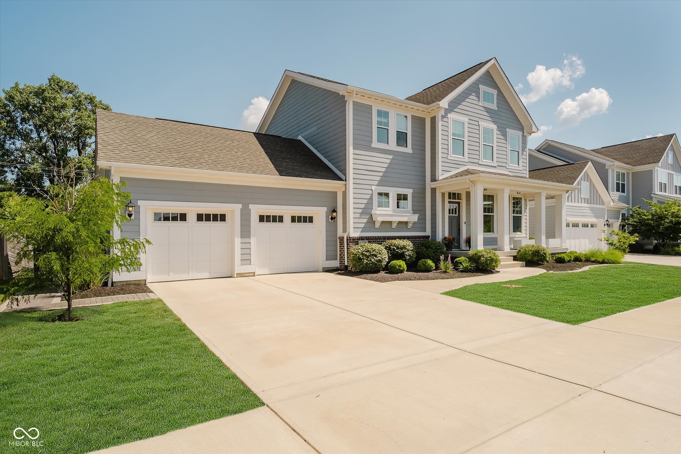 Property Photo: 1636 Birchfield Drive IN 46074