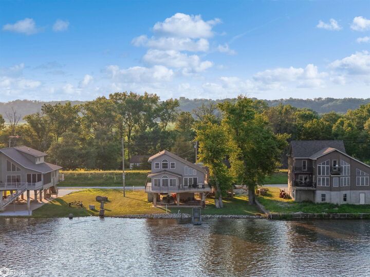 Property Photo: 503 Edgewater Beach Road IA 52601