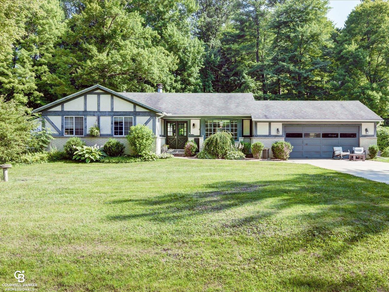 Property Photo: 4057 Devonshire Road MI 48059