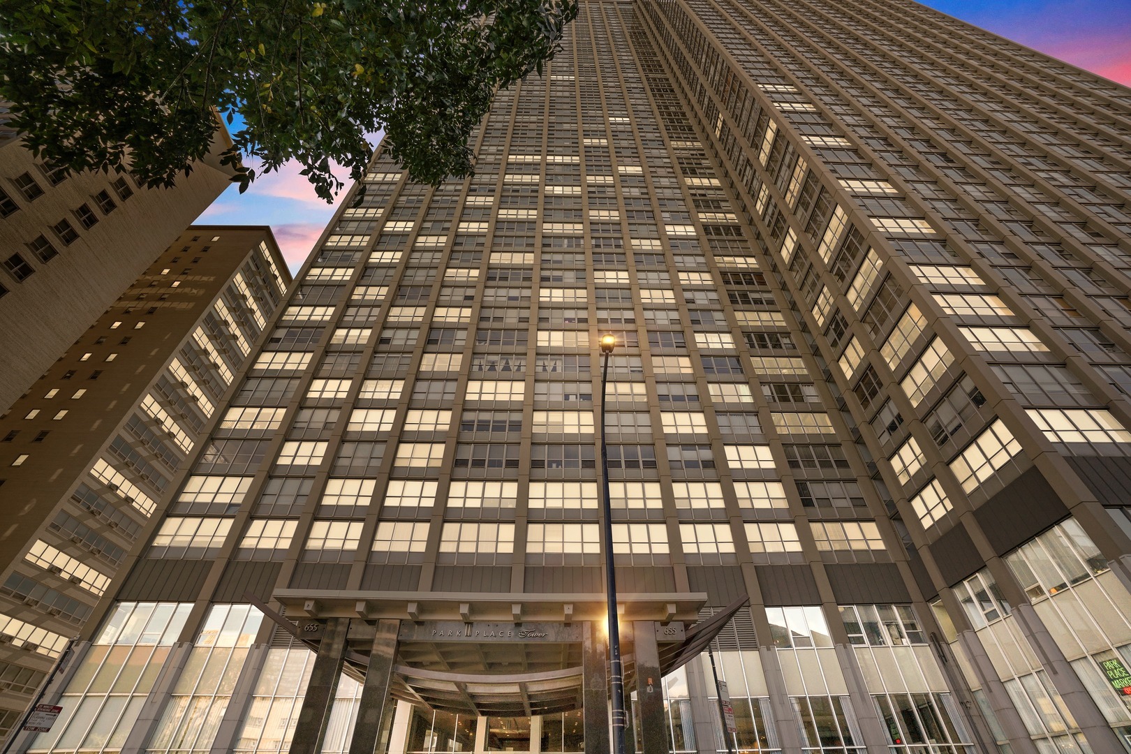 Property Photo:  655 W Irving Park Road 3916  IL 60613 