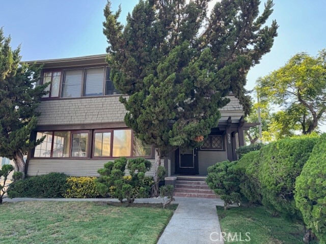 Property Photo: 325 S Los Robles Avenue CA 91101