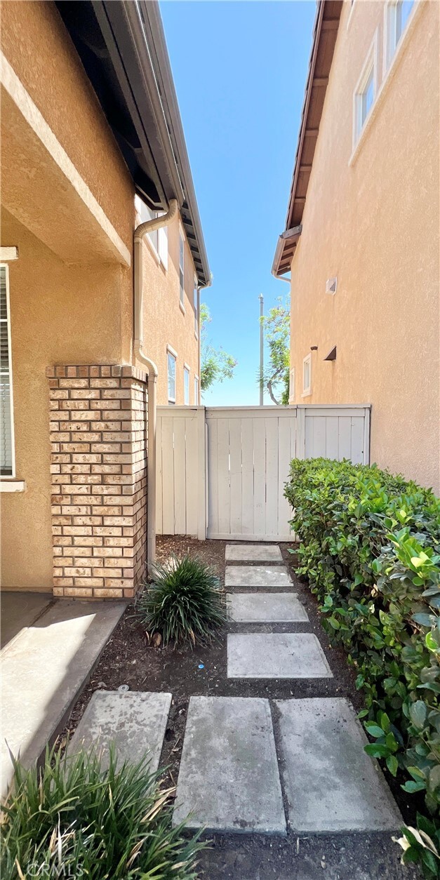 Property Photo: 6847 Cosmos Street CA 91710