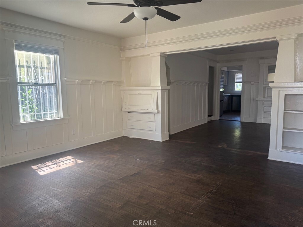 Property Photo:  788 E 40th Place  CA 90011 