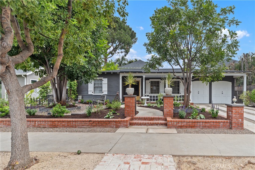 Property Photo:  411 Edgewood Road  CA 92706 