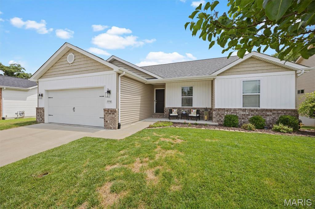 Property Photo: 7958 Sonora Ridge IL 62232