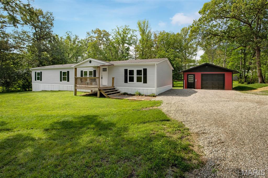 16 Garrett Lane  Defiance MO 63341 photo