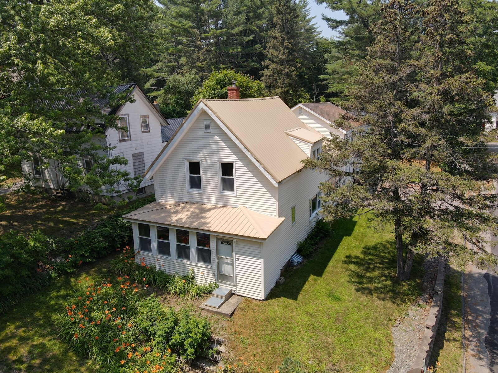 Property Photo:  56 Oak Grove Street  ME 04401 