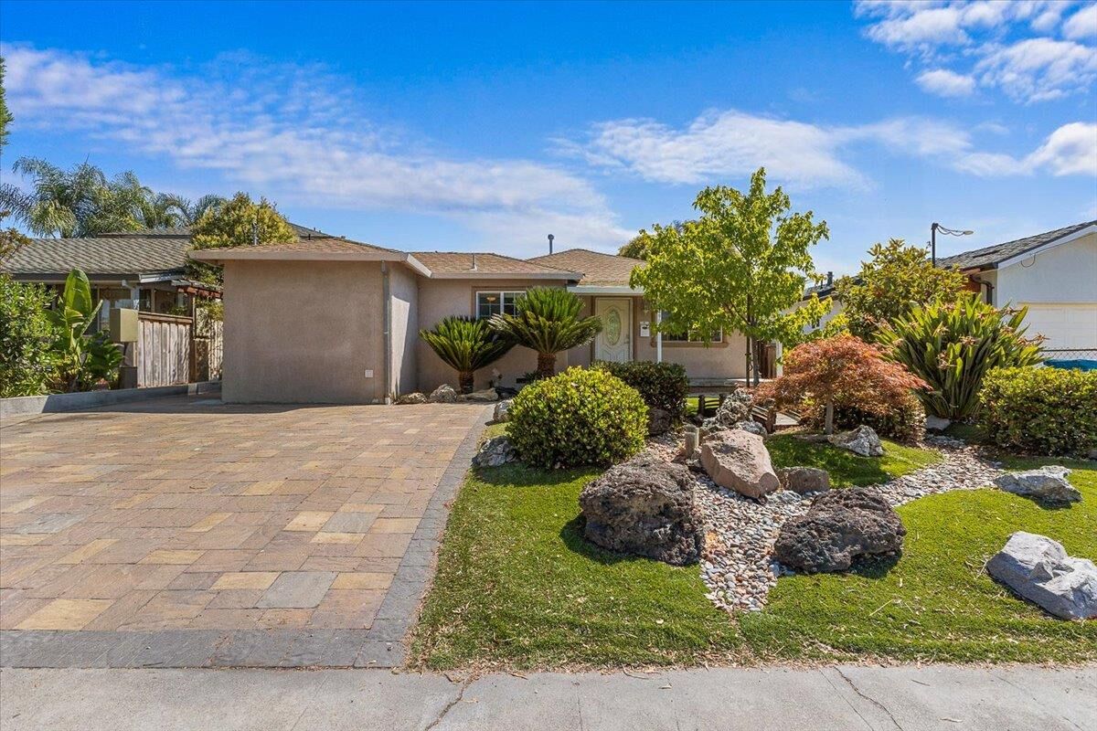 Property Photo:  290 S Cragmont Avenue  CA 95127 