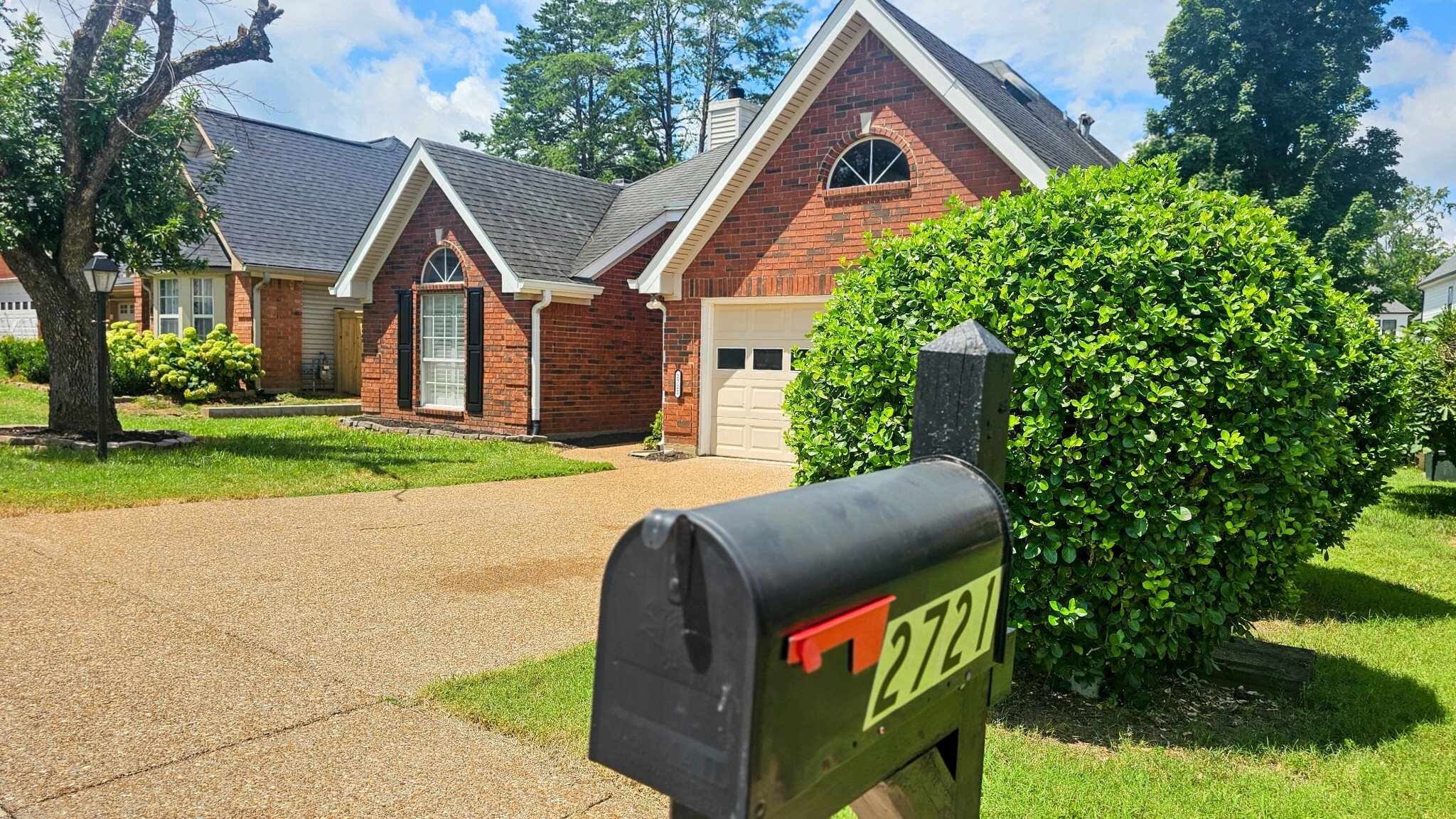 Property Photo: 2721 Fleet Dr TN 37076