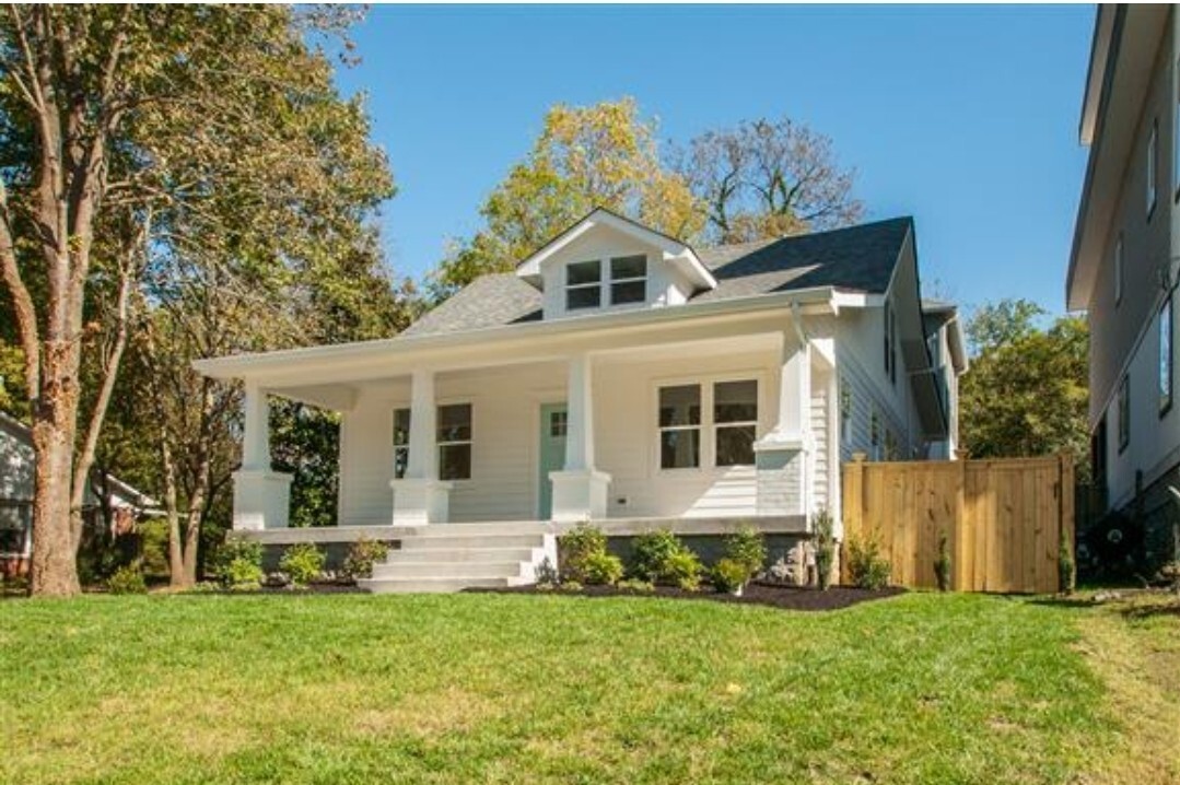 Property Photo: 814 Powers Ave TN 37206