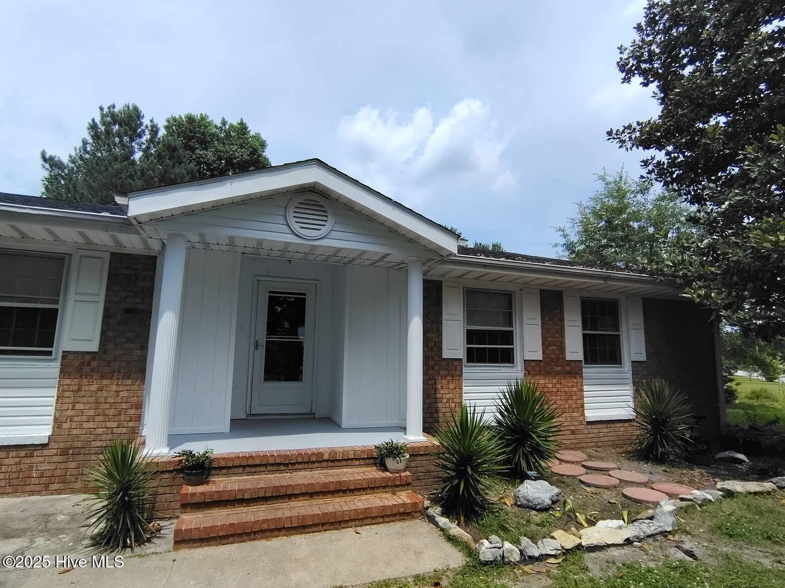400 Winchester Road  Jacksonville NC 28546 photo