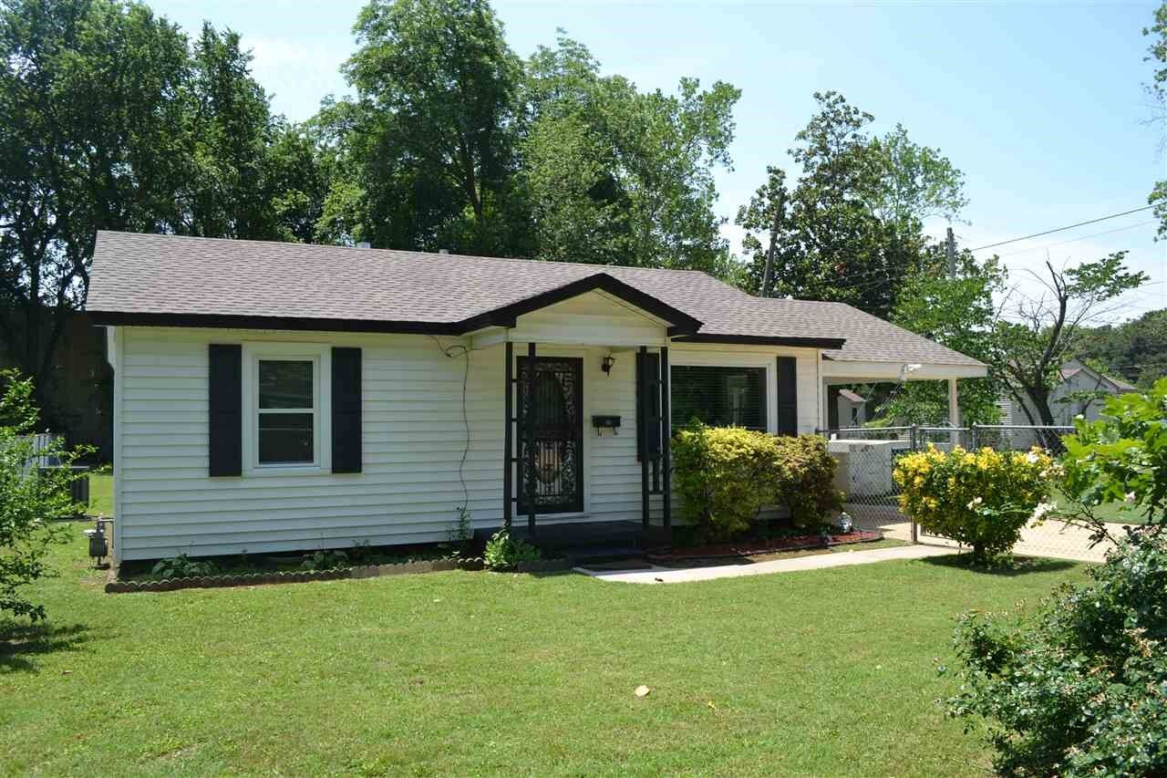 Property Photo: 305 Concord AR 72401