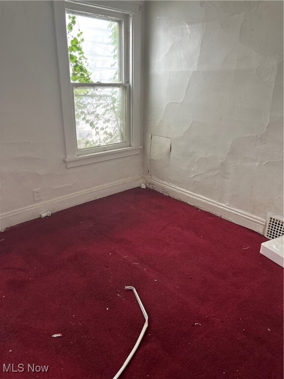 Property Photo: 737 E 165th Street OH 44110