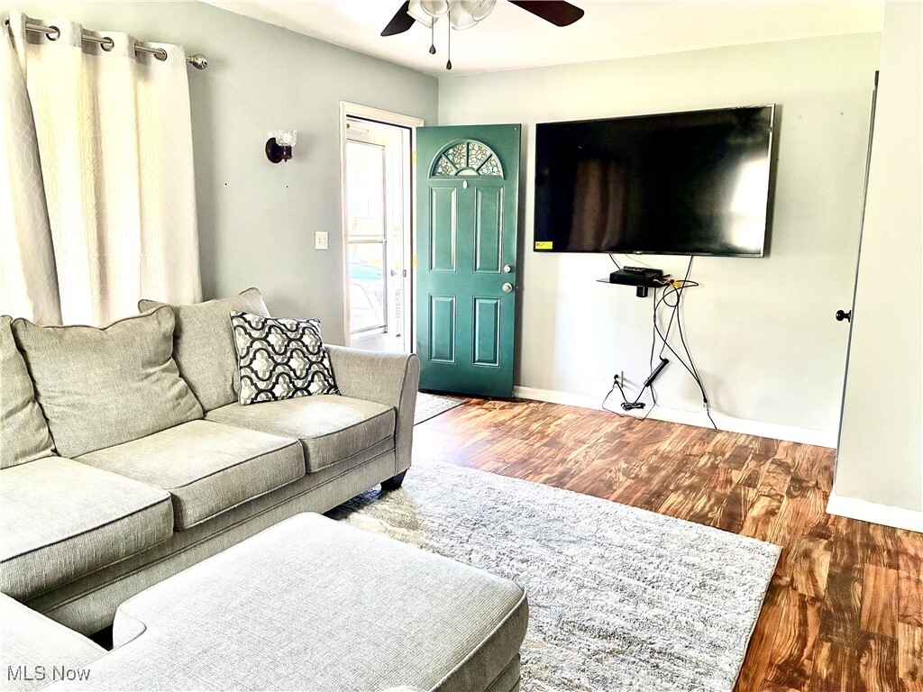 Property Photo: 118 S Shadylane OH 43920