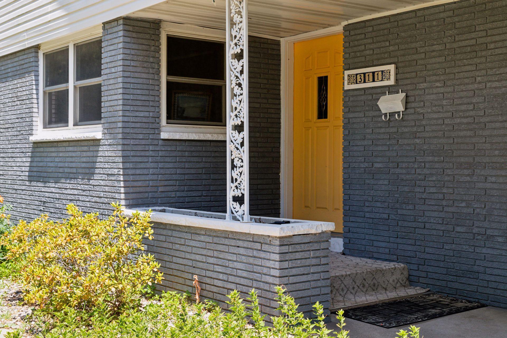 Property Photo: 311 Lincoln Avenue N MN 56071