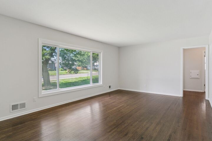 Property Photo:  301 Butler Avenue E  MN 55118 